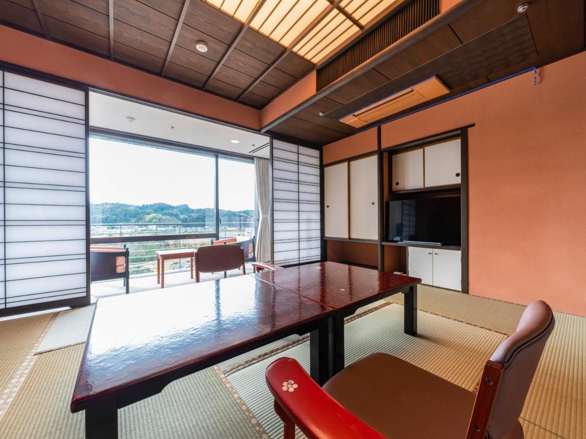 传统日式旅馆 加贺百万国山城温泉雅亭酒店 3*